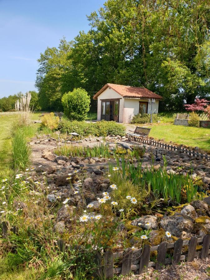 La Croix Gites Pressignac Exterior photo
